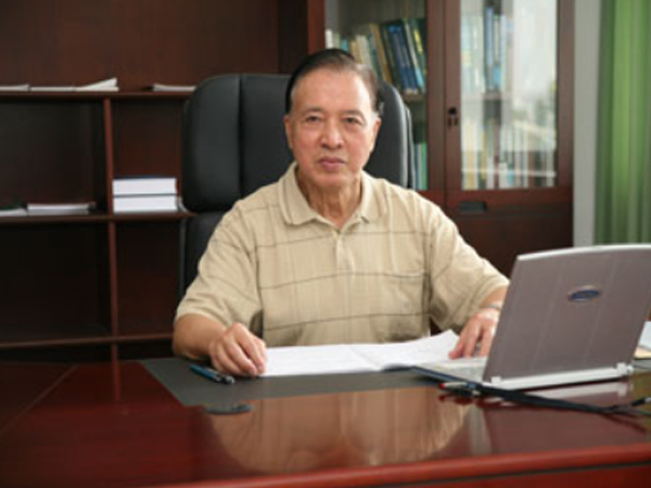 刘颂豪：“追光”院士 荣休了